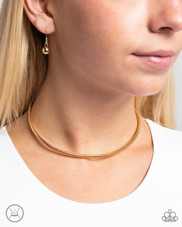 captivating-choker-gold